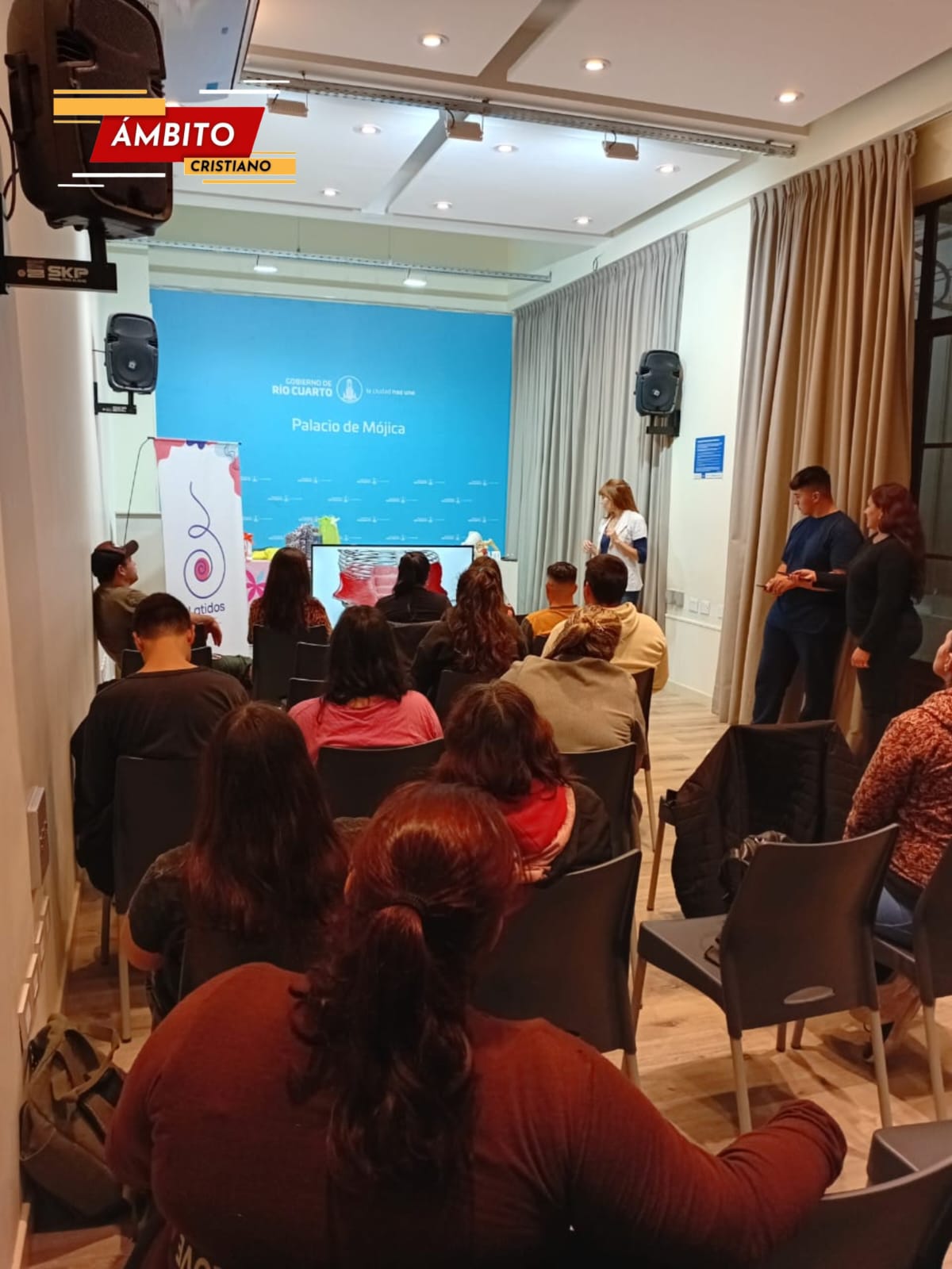 Exitosa Charla sobre Cuidados para Embarazadas en el Día del Niño por Nacer