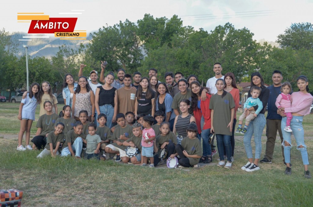 Jóvenes Iluminados llevan a cabo exitosa jornada evangelizadora